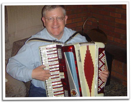 walt_accordian.jpg