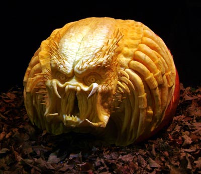 predator-pumpkin-carving
