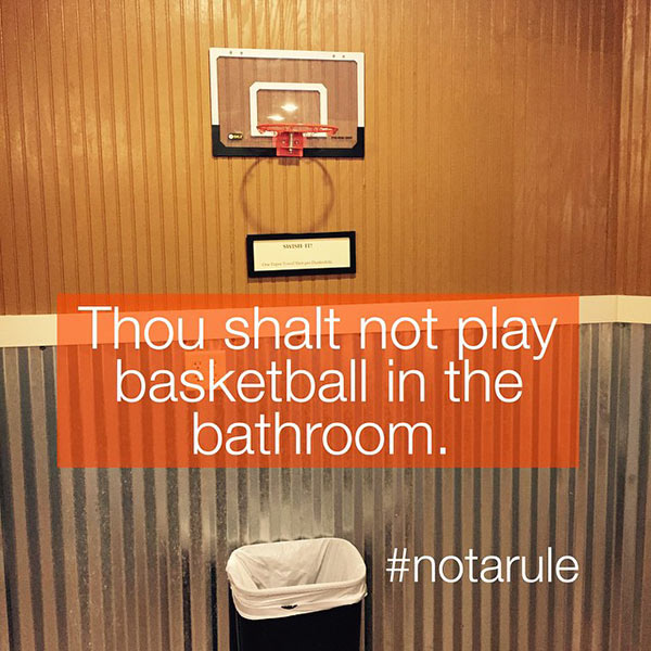 bathroom-basketball