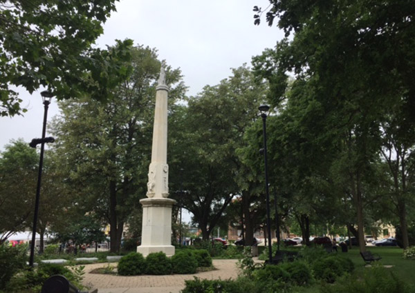 ottawa-monument